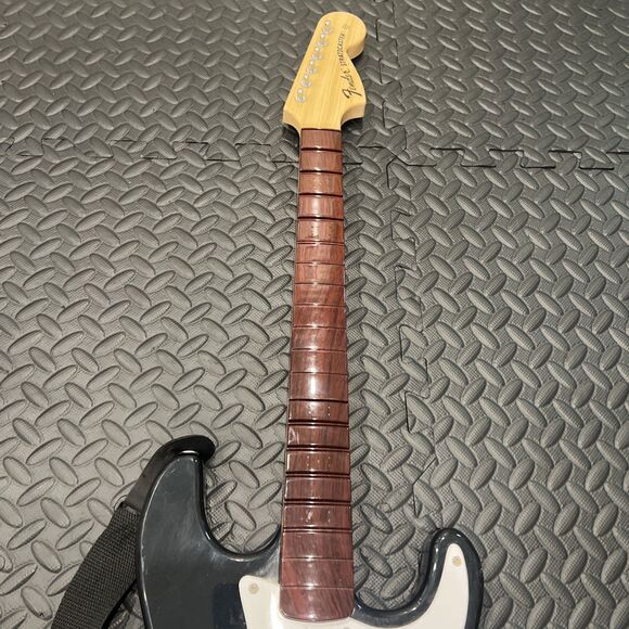 Rock Band Harmonix NWGTS2 Fender Stratocaster Guitar Wii Nintendo XBOX No Dongle - Picture 2 of 7